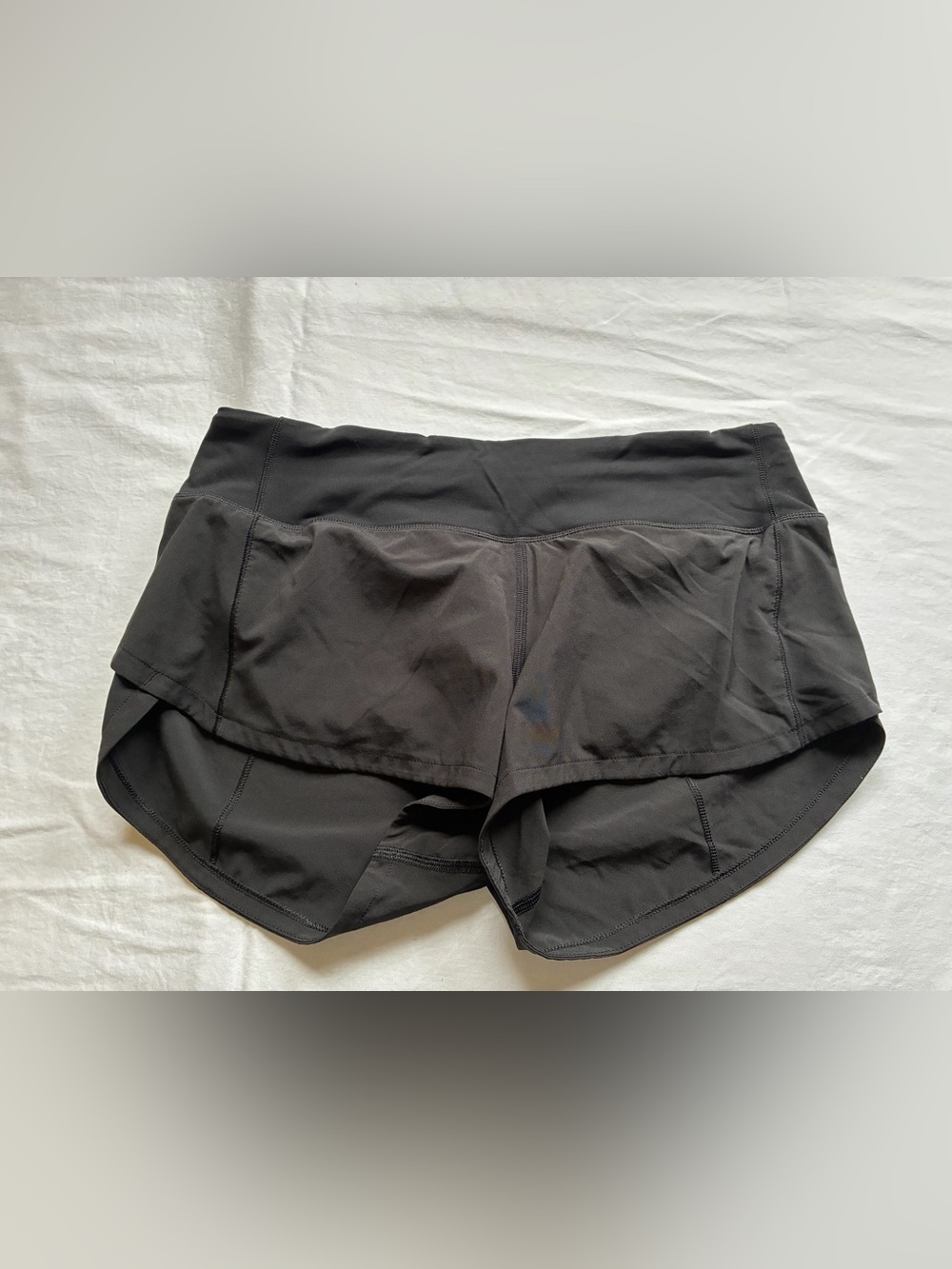Lululemon Speed Up Low-Rise Lined Short 2.5" Black Size 4